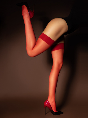 Чулки красные "Le Frivole" без силикона, L/XL 